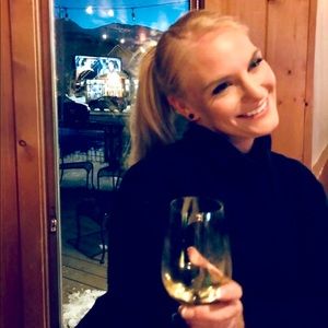 Meet your Posher, Megan